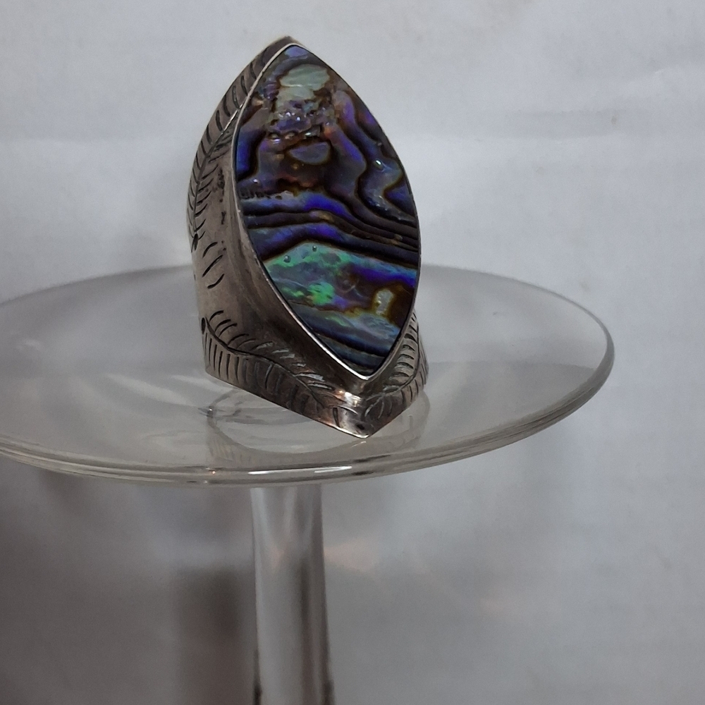 Ginormous Vintage Feathered Scrollwork Sterling Abalone Statement Ring 8.5-8.75
